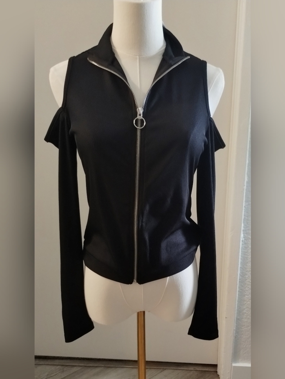 Charlotte Russe Black Ribbed Zip-Front Top